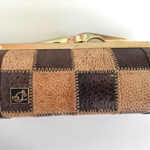 Elegant two tone Leather Coin Purse Beige Brown Leather Kiss Lock Clasp # 2700